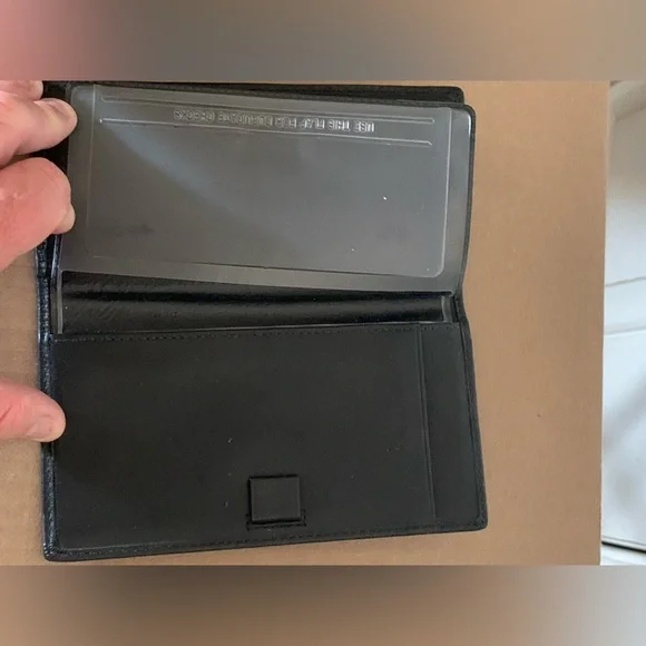 Vintage Coach Soho Pleated Leather Wallet Tri Fold Black Card Holder Checkbook